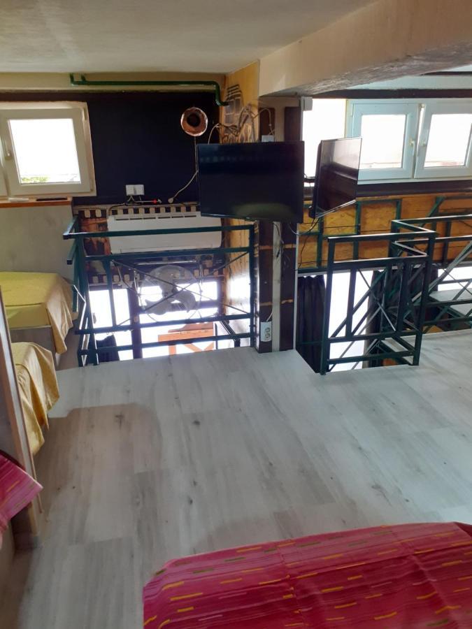 Porodicni Apartman,Viktor Cafee Szabács Kültér fotó