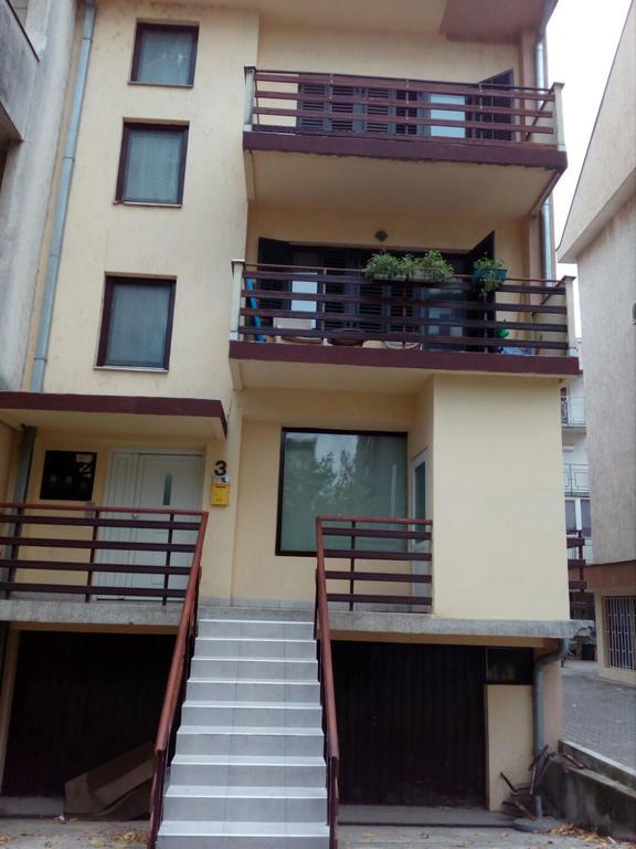 Porodicni Apartman,Viktor Cafee Szabács Kültér fotó